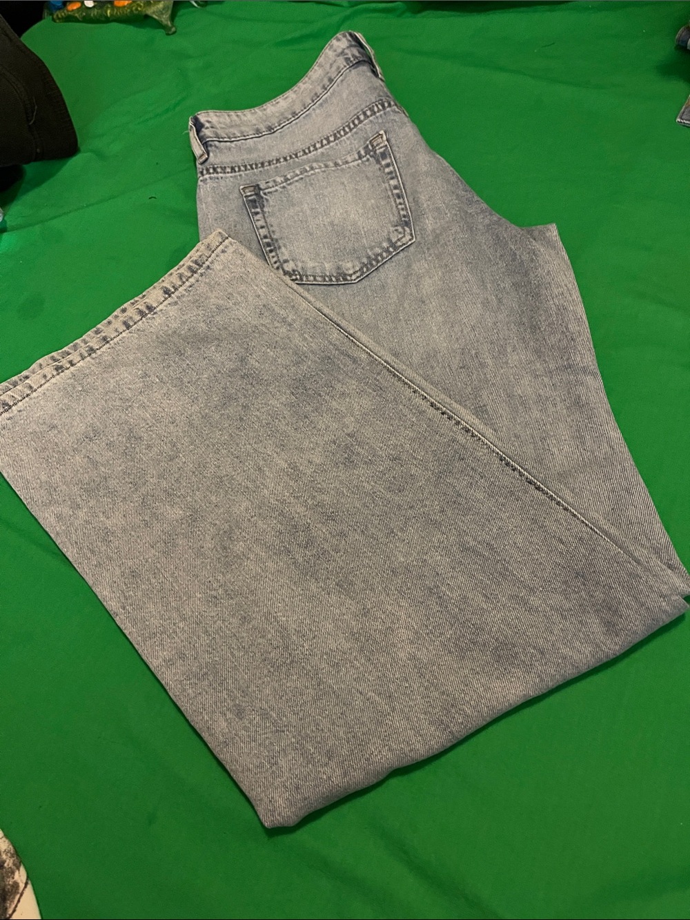 Aeropostale Light Wash Wide Leg Jeans